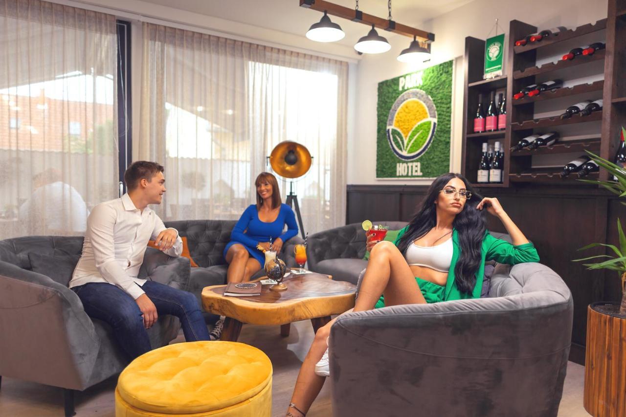 Park Hotel Buek-Buekfuerdo エクステリア 写真