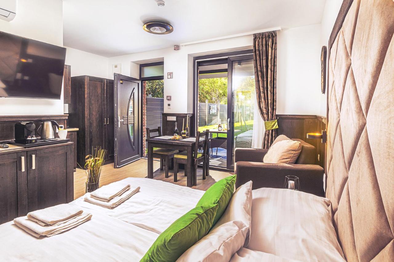 Park Hotel Buek-Buekfuerdo エクステリア 写真