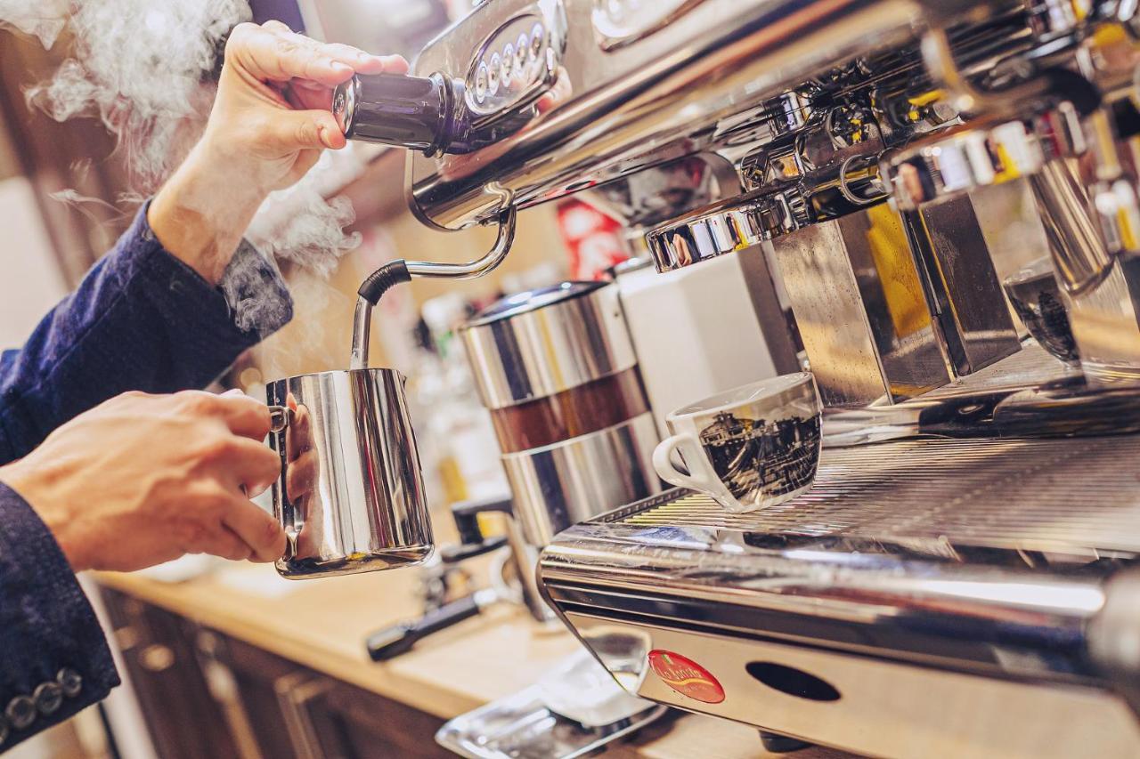 Park Hotel Buek-Buekfuerdo エクステリア 写真